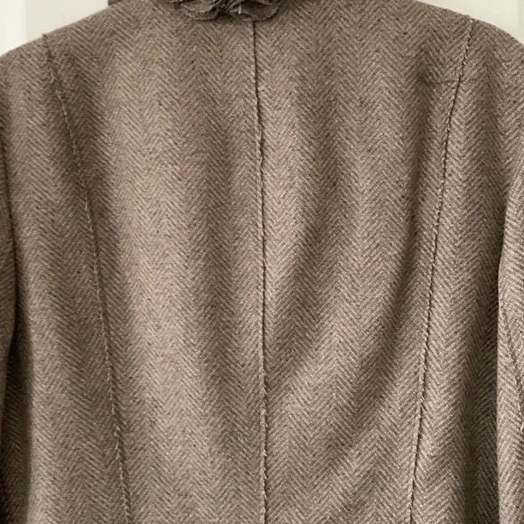 NWT BANANA REPUBLIC Wool Blend Herringbone Ruffles Asymmetrical Jacket Size 8P